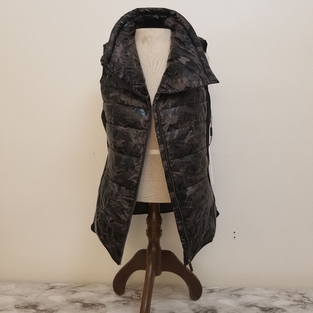 Calvin Klein zip puffer vest